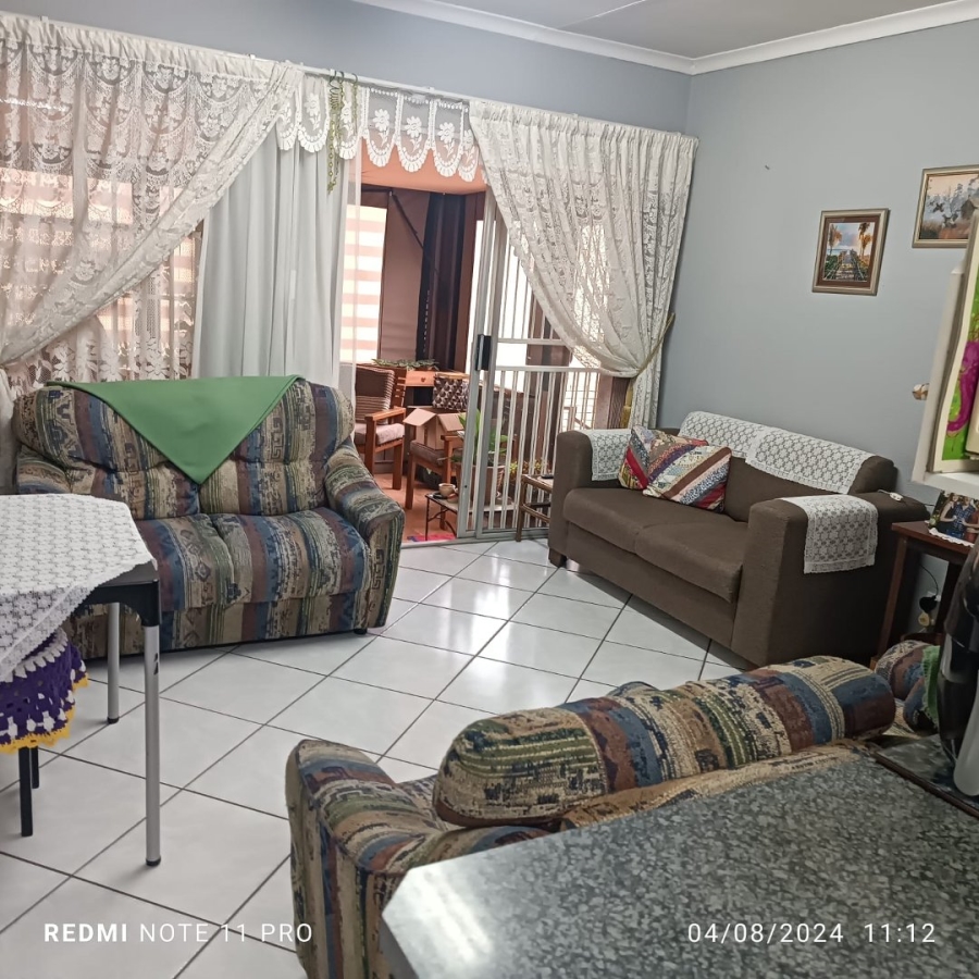 3 Bedroom Property for Sale in Safari Gardens North West